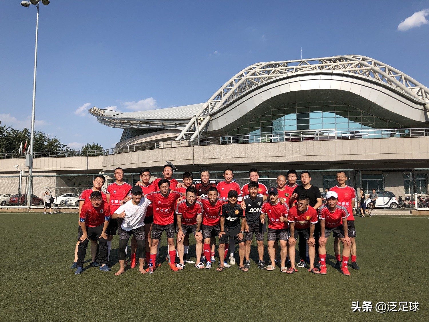 豪门对决曼联,欧联杯第三轮曼联客场3-2艰难战