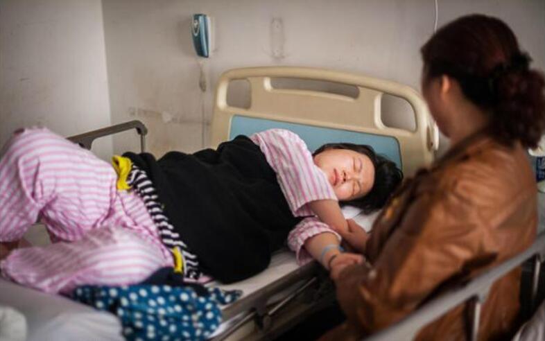 产妇肚子疼想大便但是拉不出来,顺产宫缩想拉屎怎么办