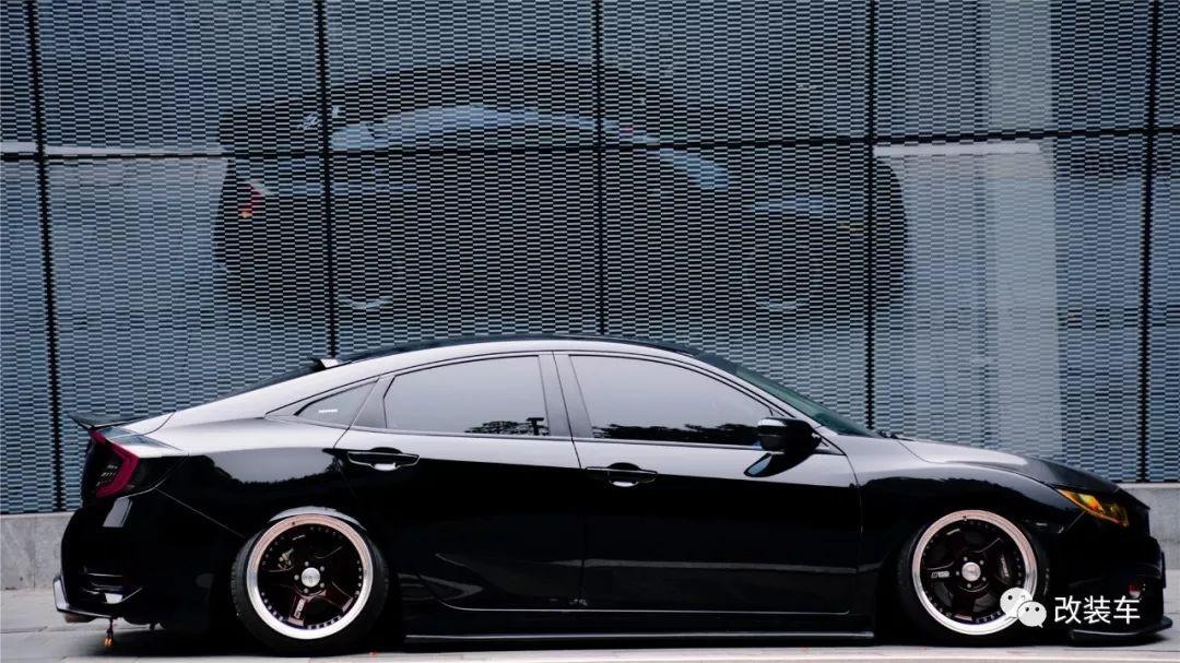 我不再是秒天秒地的10代思域，而是不务正业的手动玩家！