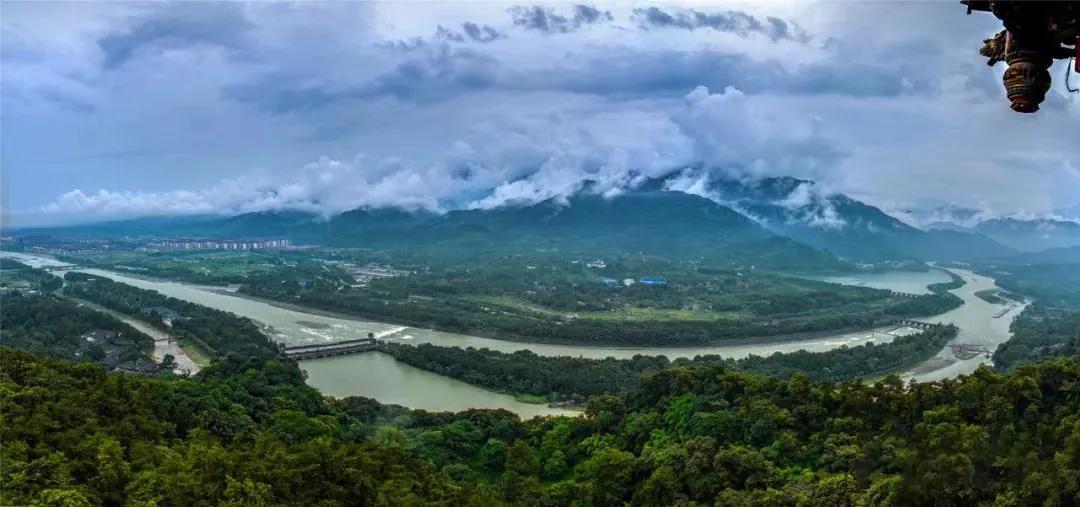 城市观察城市生活,都江堰城市特点
