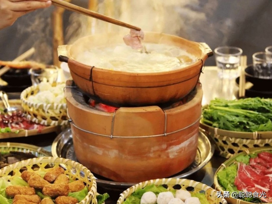 全国哪里的火锅好吃，经过评比，这8个地方比较有名，有你家乡吗