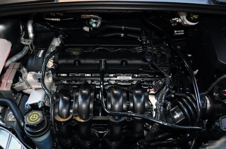 6万公里车况正“年轻力壮”的12款三厢福克斯5万多划算吗