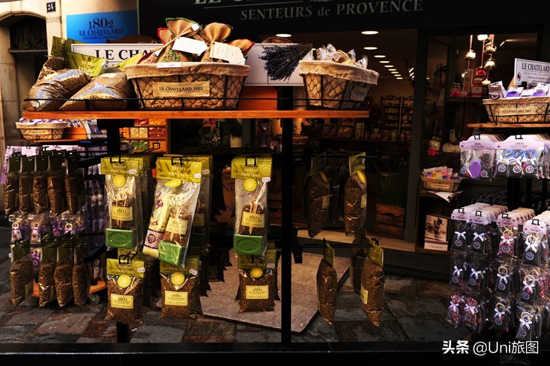 感受法国浪漫的东方韵小镇,邂逅法国最美小镇