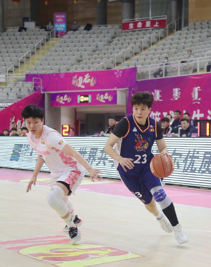 八一女篮教练展淑萍新闻发布会,新疆女篮展淑萍现在干什么