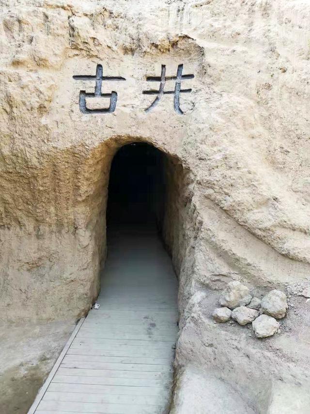 72岁老人游新疆,新疆自由行旅游攻略老人