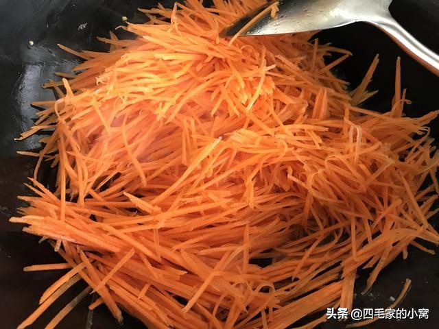 多余的饺子皮做法花样大全,剩下的饺子皮怎么处理才好吃