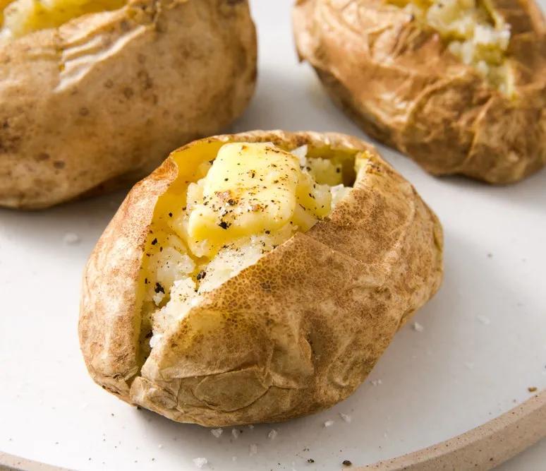 国外网红给黄瓜挤奶视频登上热搜!milkcucumber是什么神操作?