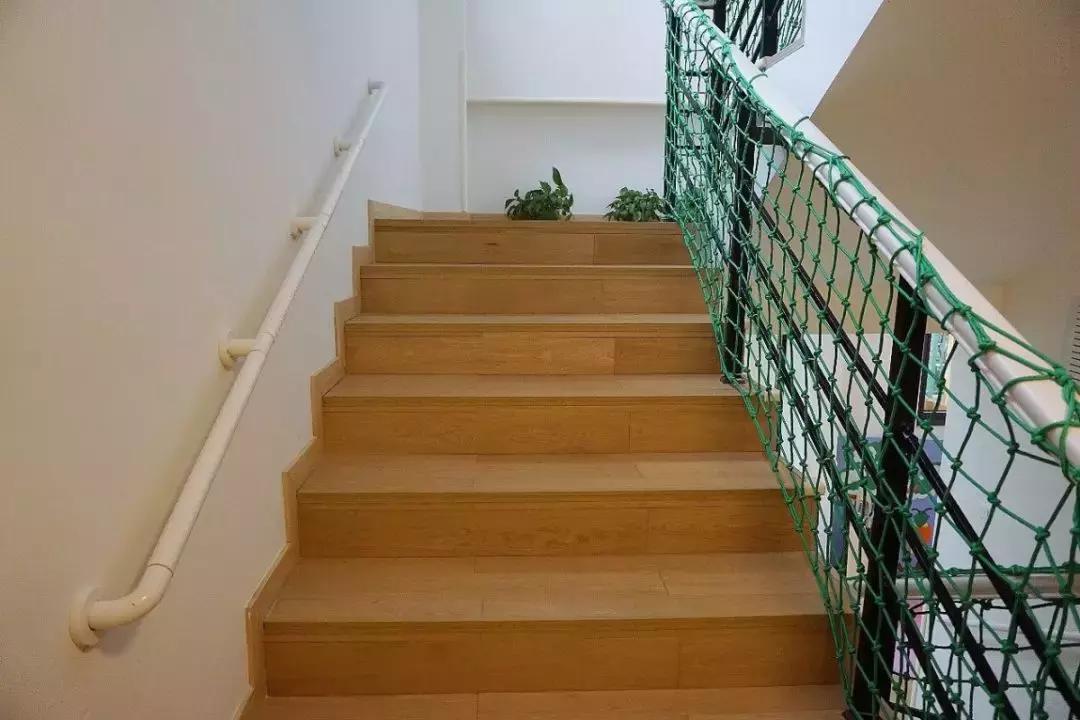 上海哪些公办幼儿园有0-2.5岁托班,上海有托班的民办幼儿园