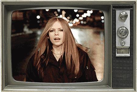 艾薇儿到底是不是替身 (艾薇儿替身阴谋真相)