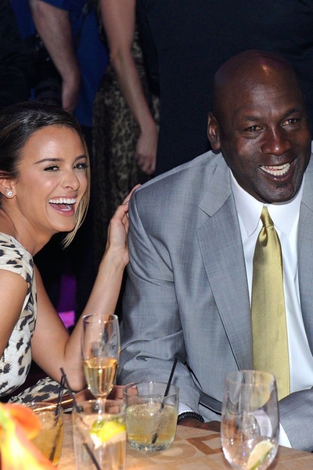 乔丹尤因聚首,99年乔丹尤因联手能拿冠军吗