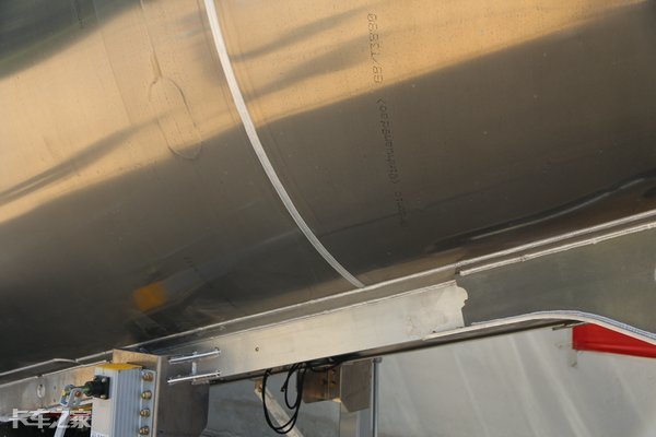 一年赚多少钱可以开宝马3系,一年赚多少钱可以开奥迪a6