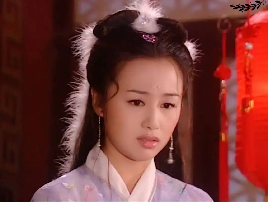 古装剧中好看的妆发服装,古装剧中令你印象深刻的妆发造型