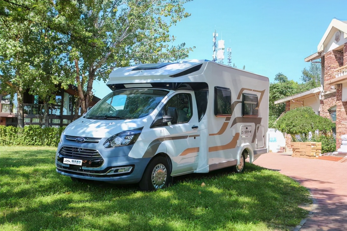 隆翠房车最佳配置,隆翠v362升顶房车