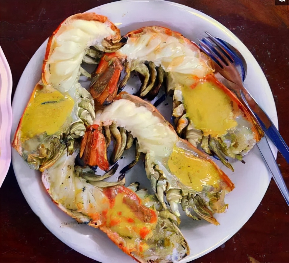 抱卵虾类别沼虾,罗氏沼虾珠江