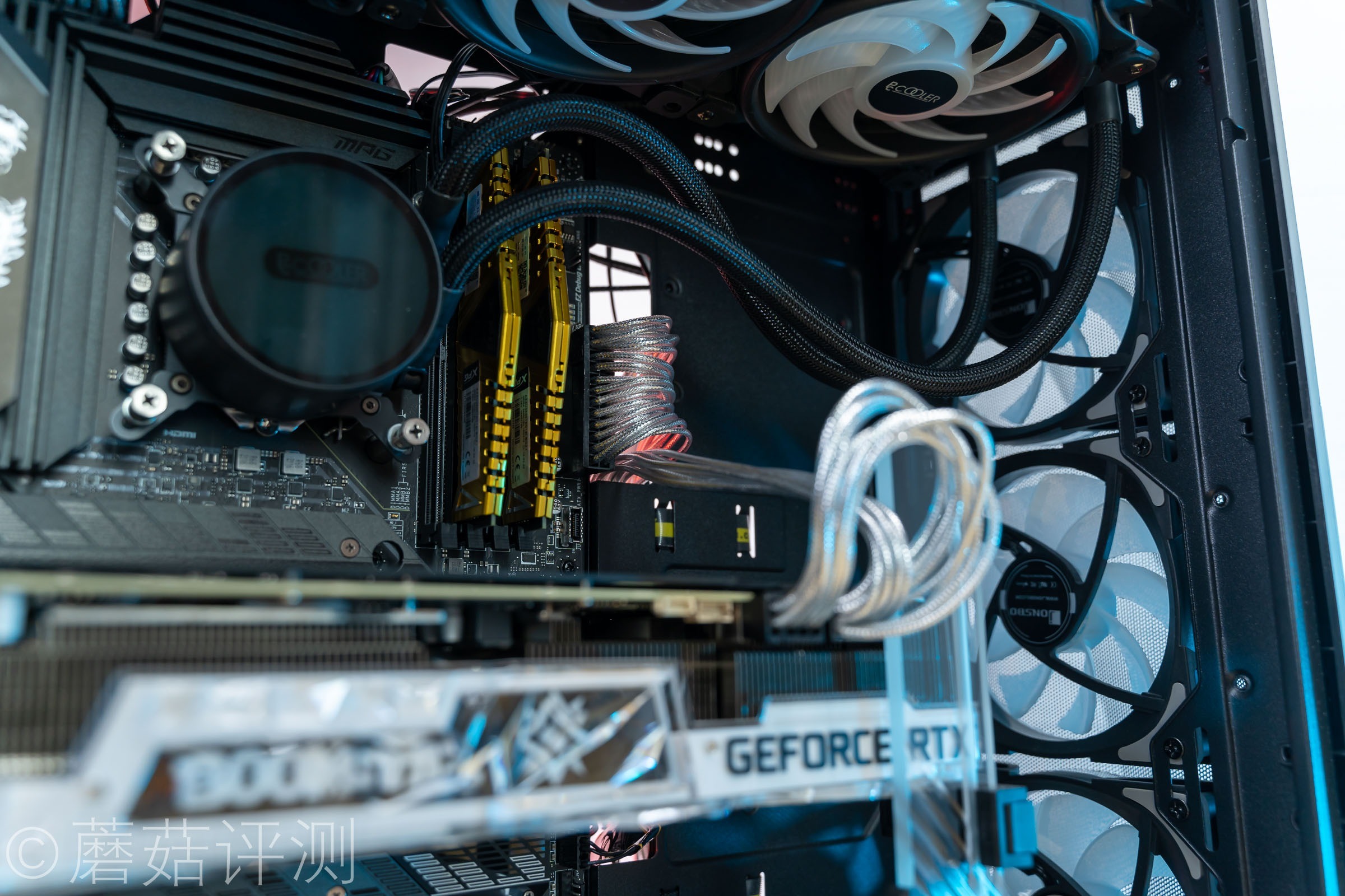 威刚xpg威龙z1ddr4,威刚xpgz1白色内存条