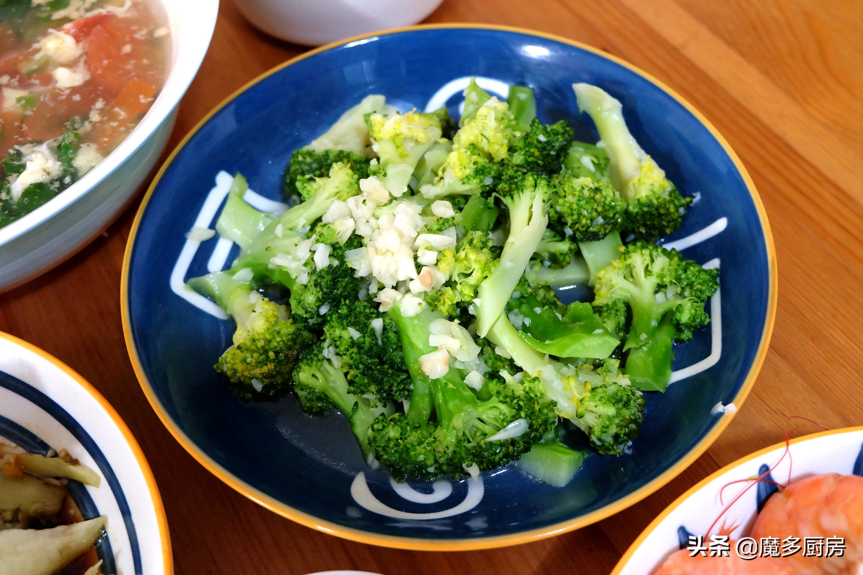 一年四季四口之家一日三餐,一家四口周末食谱