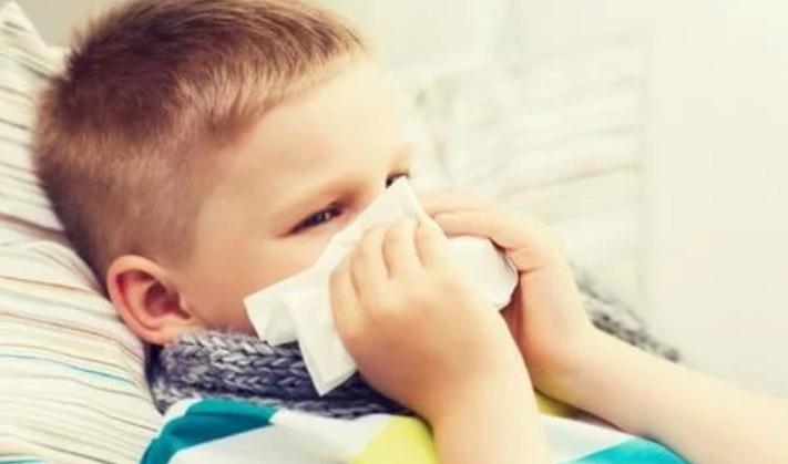 警惕夏季热感冒,夏天孩子热感冒吃什么