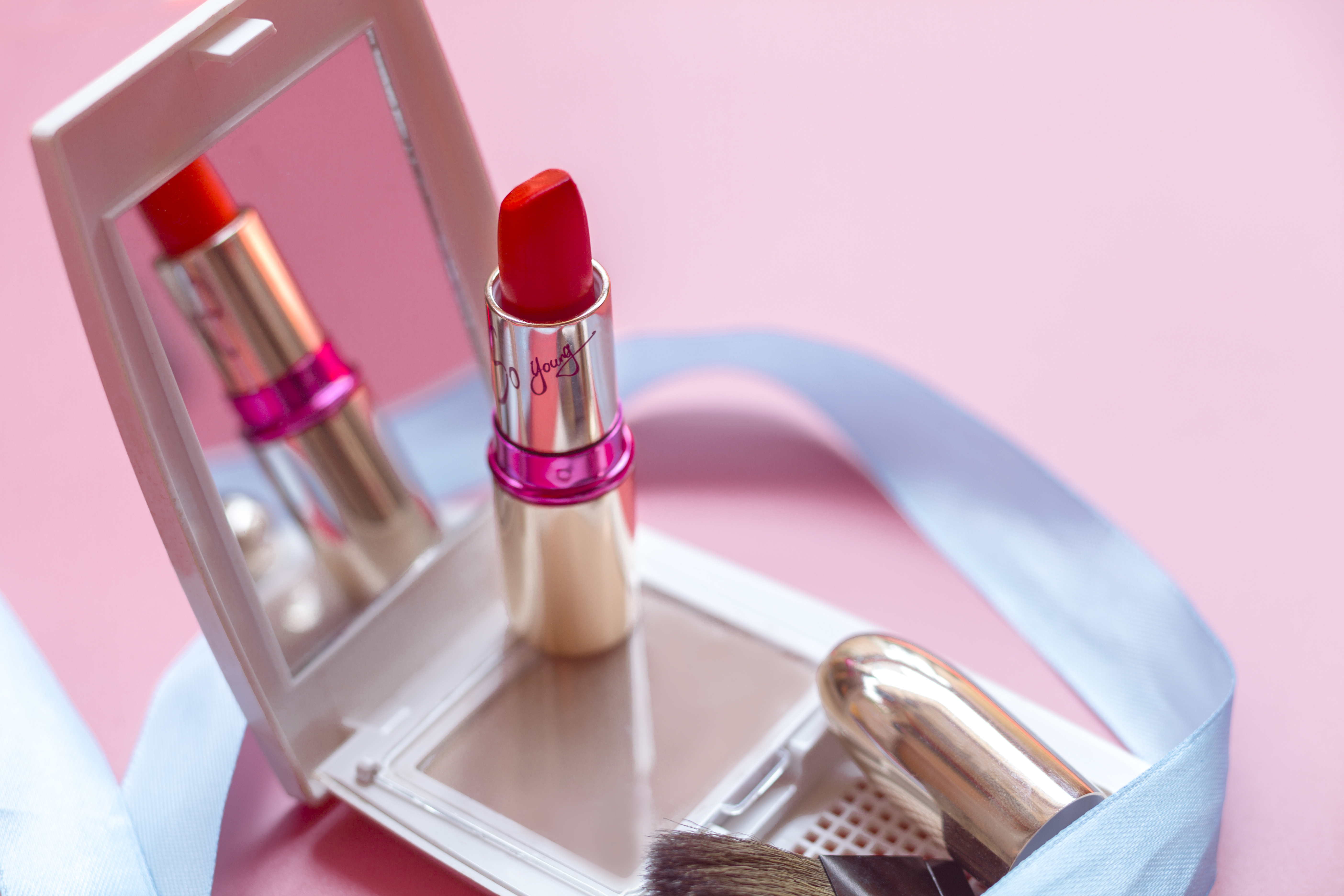 买化妆品英语口语情景对话,英语化妆品单词口语练习