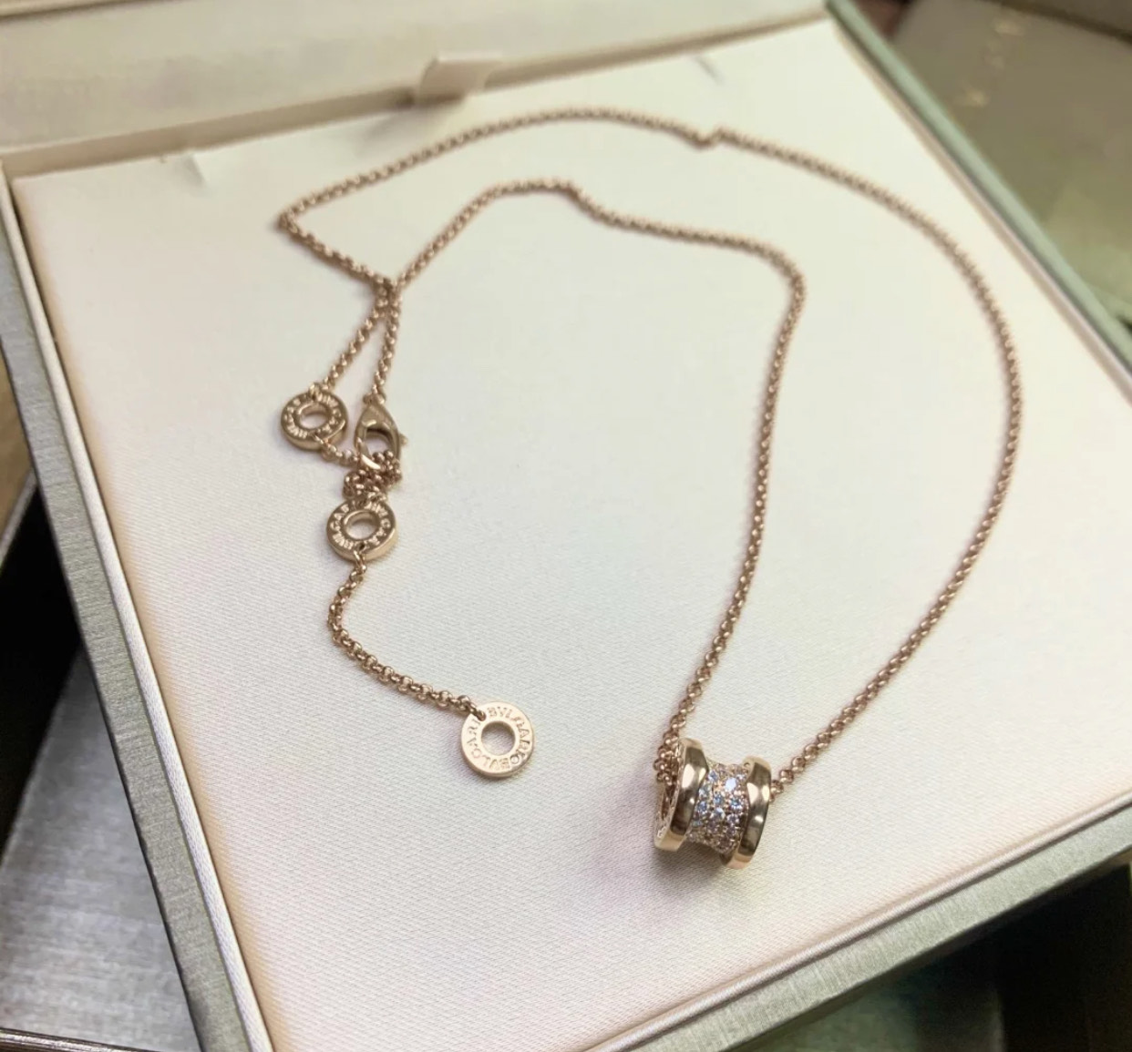 2024年最火的项链蒂芙尼,女生项链名牌推荐图片