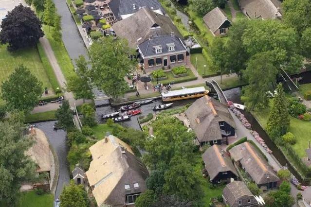 荷兰美丽而神秘的羊角村,羊角村荷兰最受欢迎小镇