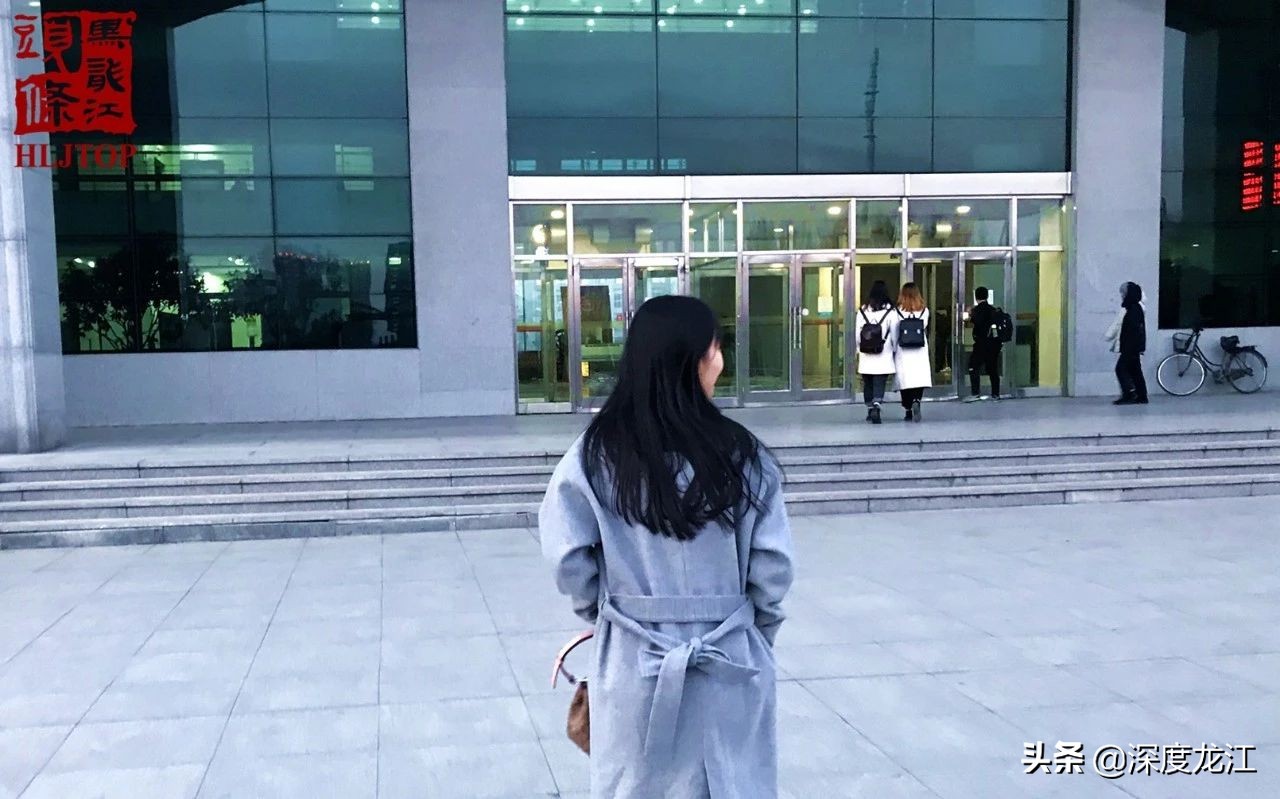 【冰城浮生记Day9】斜杠青年于浩洋：上得了讲台下得了柜台