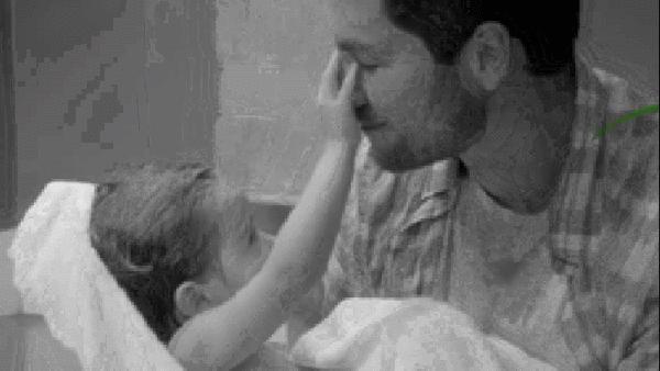 #清风计划#发烧的孩子，已经打冷战了，还要用温水擦澡？