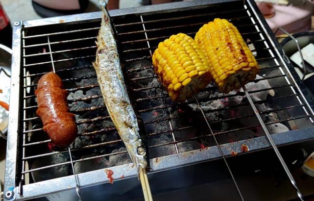 第一次去迪拜吃烤肉,迪拜来中国吃烧烤