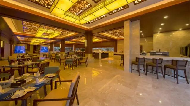 三亚高端酒店一线海景房推荐,三亚市区值得去住的别墅酒店