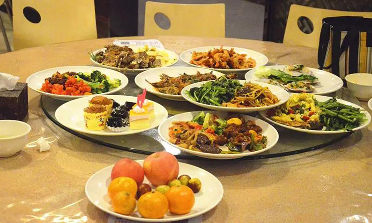 南京水汇汤泉团购,南京温泉洗浴加自助餐