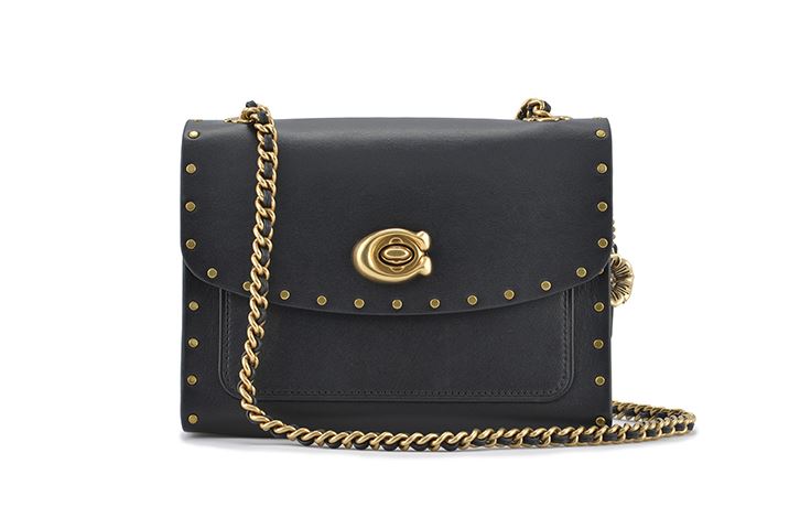 没1米7也能穿出大长腿,与大本甜蜜街拍不断,安娜心机造型学起来