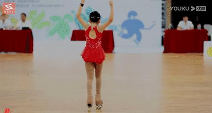 优美运动,动感轮滑花式轮滑