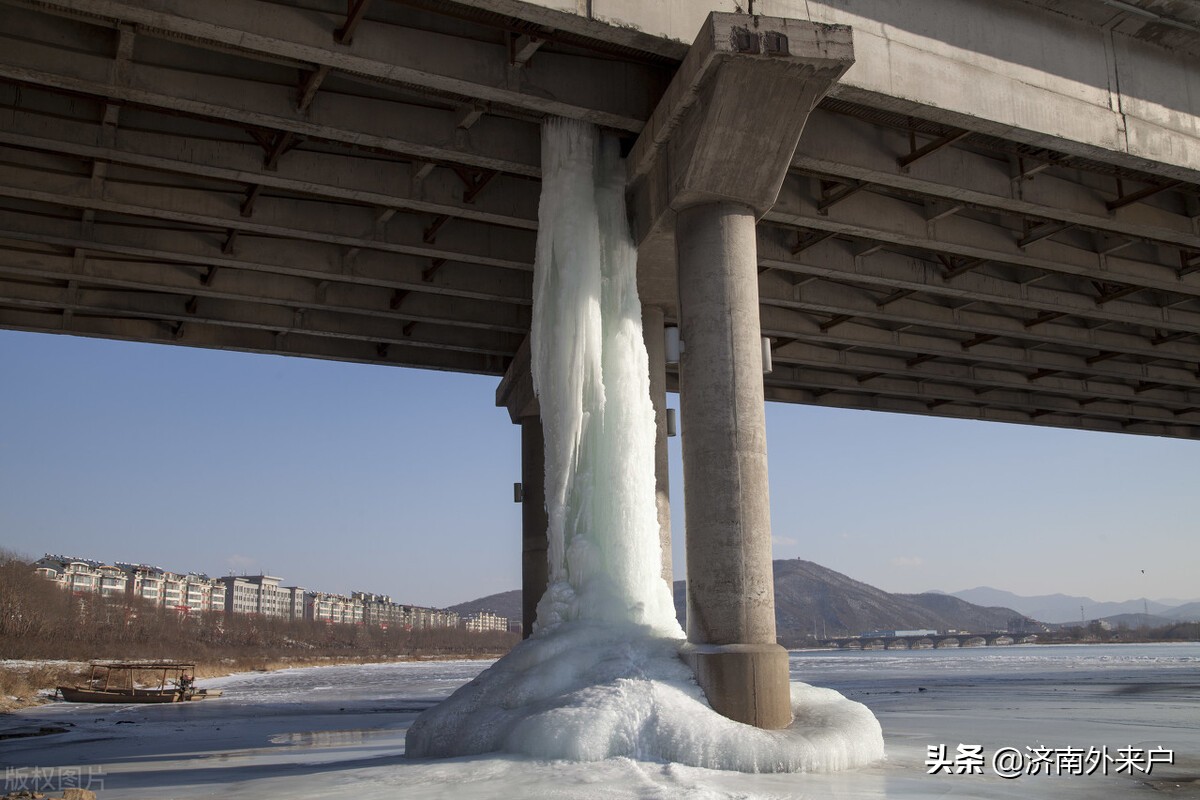 桥梁伸缩缝出现渗水的情况常见吗,无伸缩缝桥梁病害