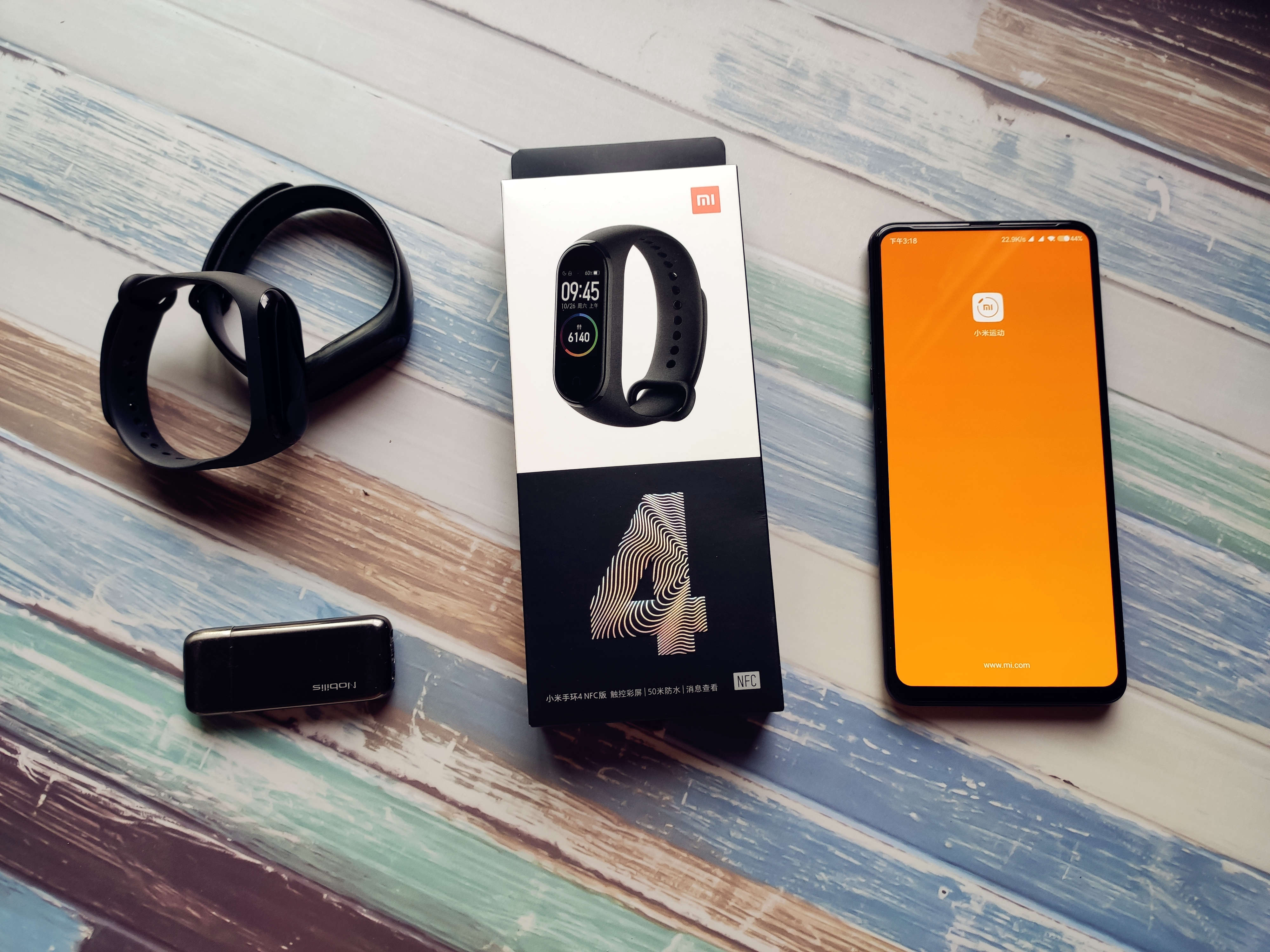 小米手环4普通版有没有nfc,小米手环4nfc版使用说明