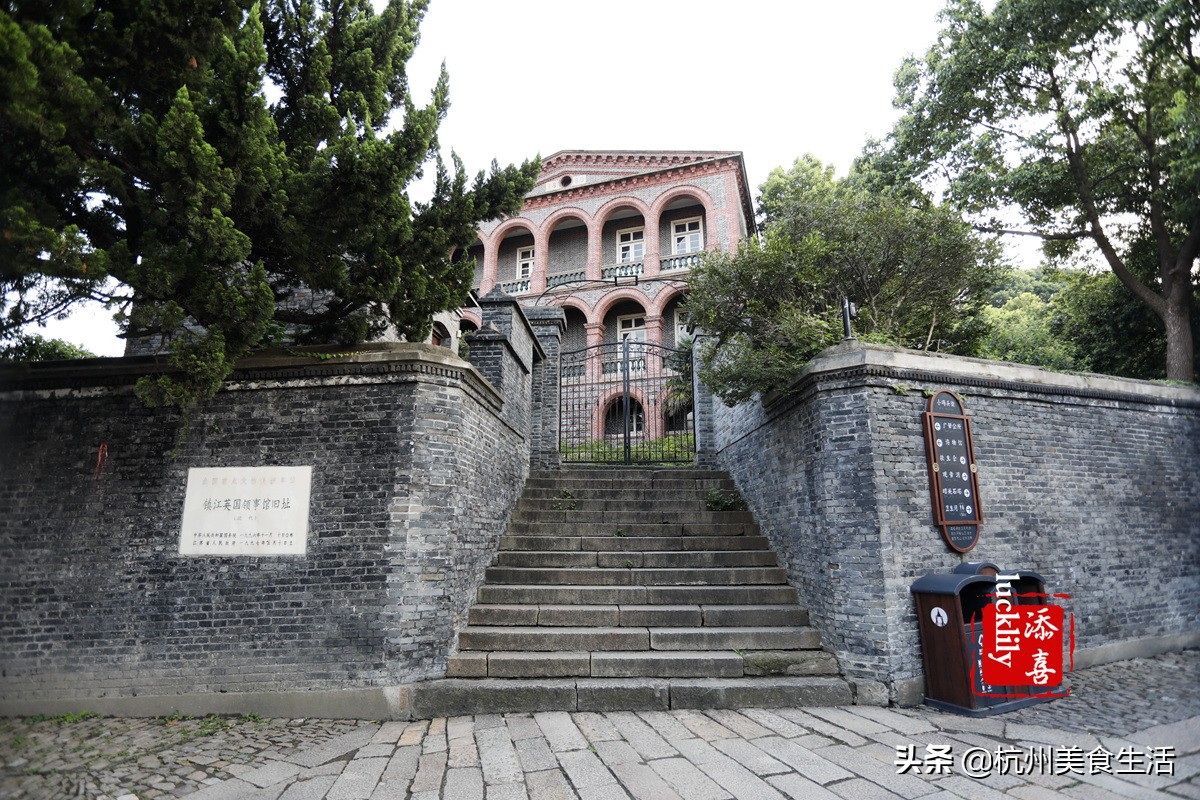 镇江美食三茅宫地锅鸡,镇江美食推荐锅盖面