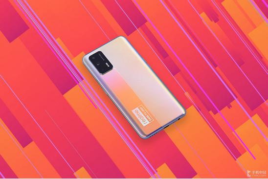 1699块的真我gt值得买吗,1100买真我gtneo值不值