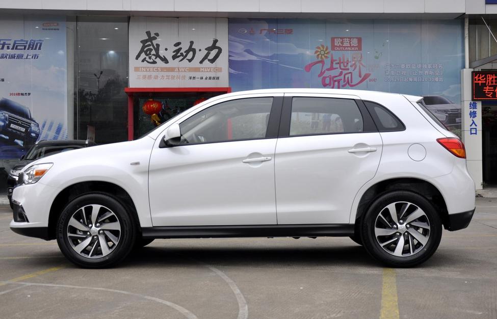 15万以内的SUV，我认准广汽三菱劲炫，级别比XR-V高，油耗还很低