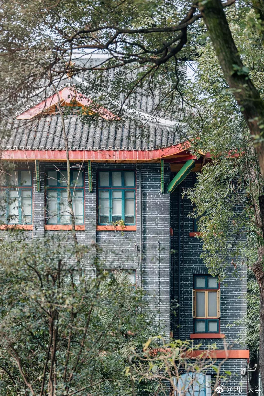 四川大学@吃、住、行、学，看川大如何照顾你生活的方方面面