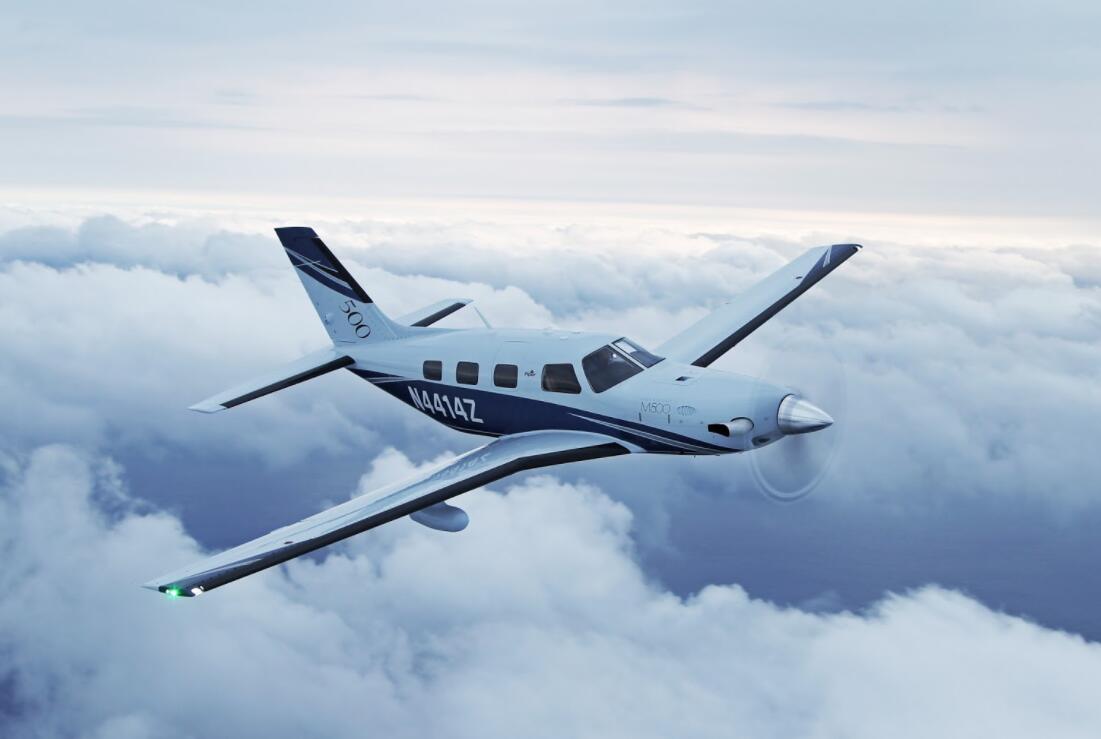 派珀pa44螺旋桨,派珀塞内卡pa42螺旋桨飞机