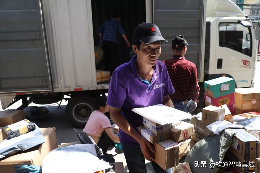 毛坦厂复读寄快递,高考倒计时100天毛坦厂