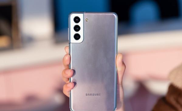 一加手机哪款是三星屏幕,苹果一加华为三星哪个更值得购买