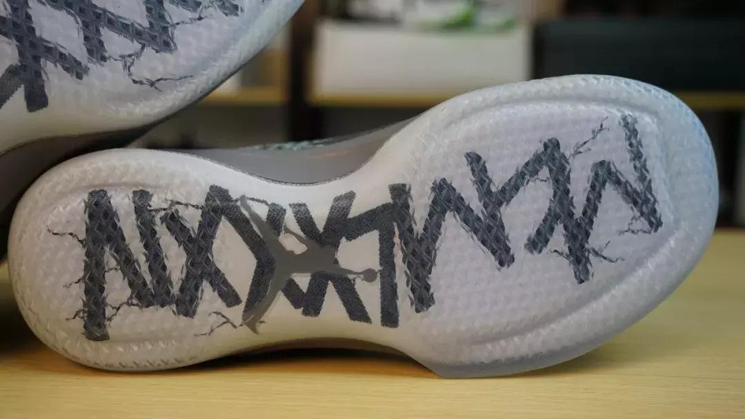 学生党买aj开箱,wen鞋评aj34简版