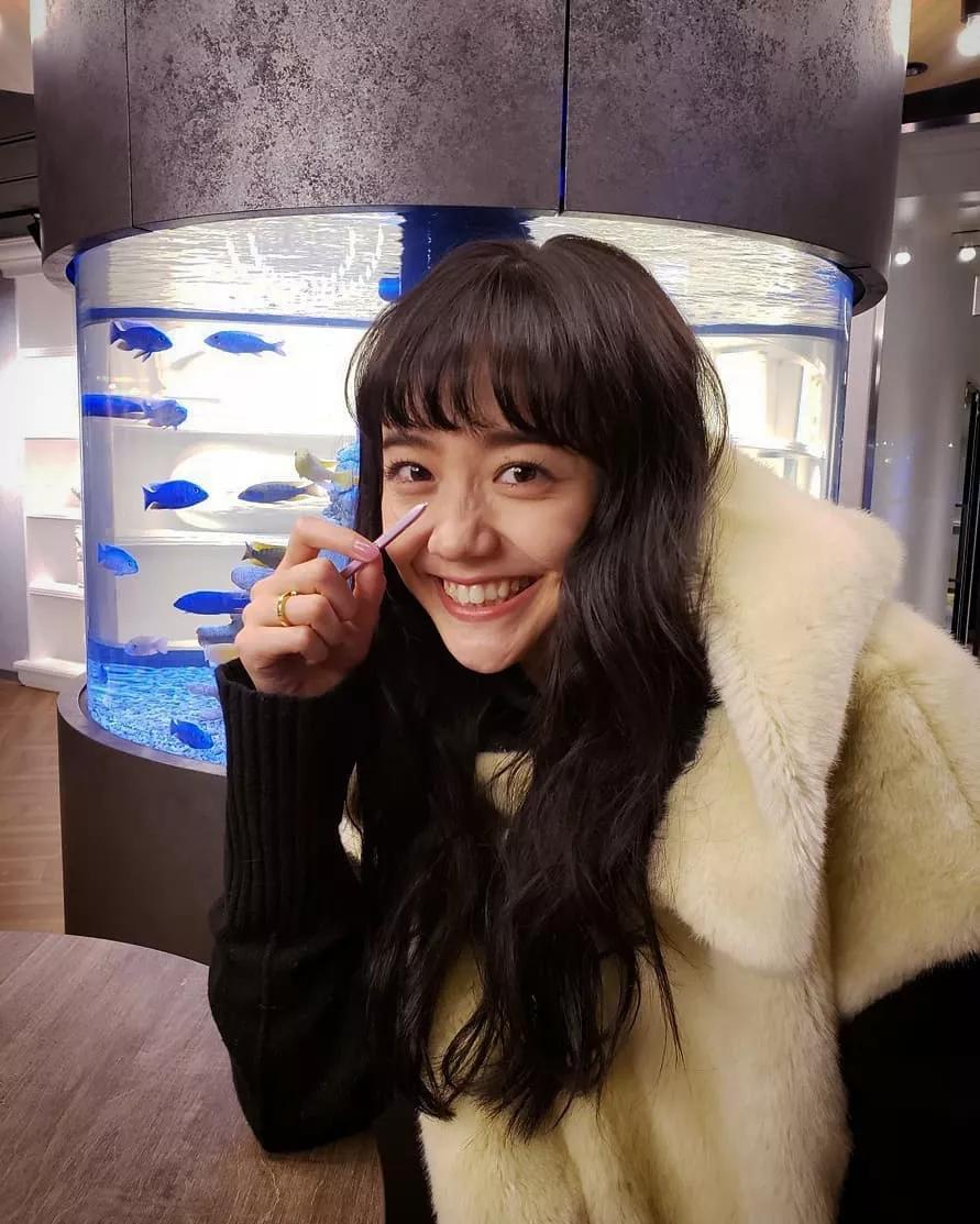 180长腿t台模特,日本t台秀女模特