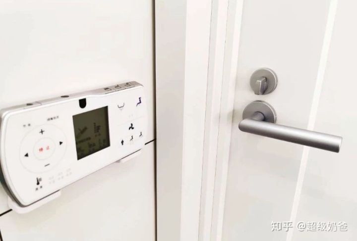 40㎡自己住,功能一个不少,有超多电器,能住出100㎡的宽敞