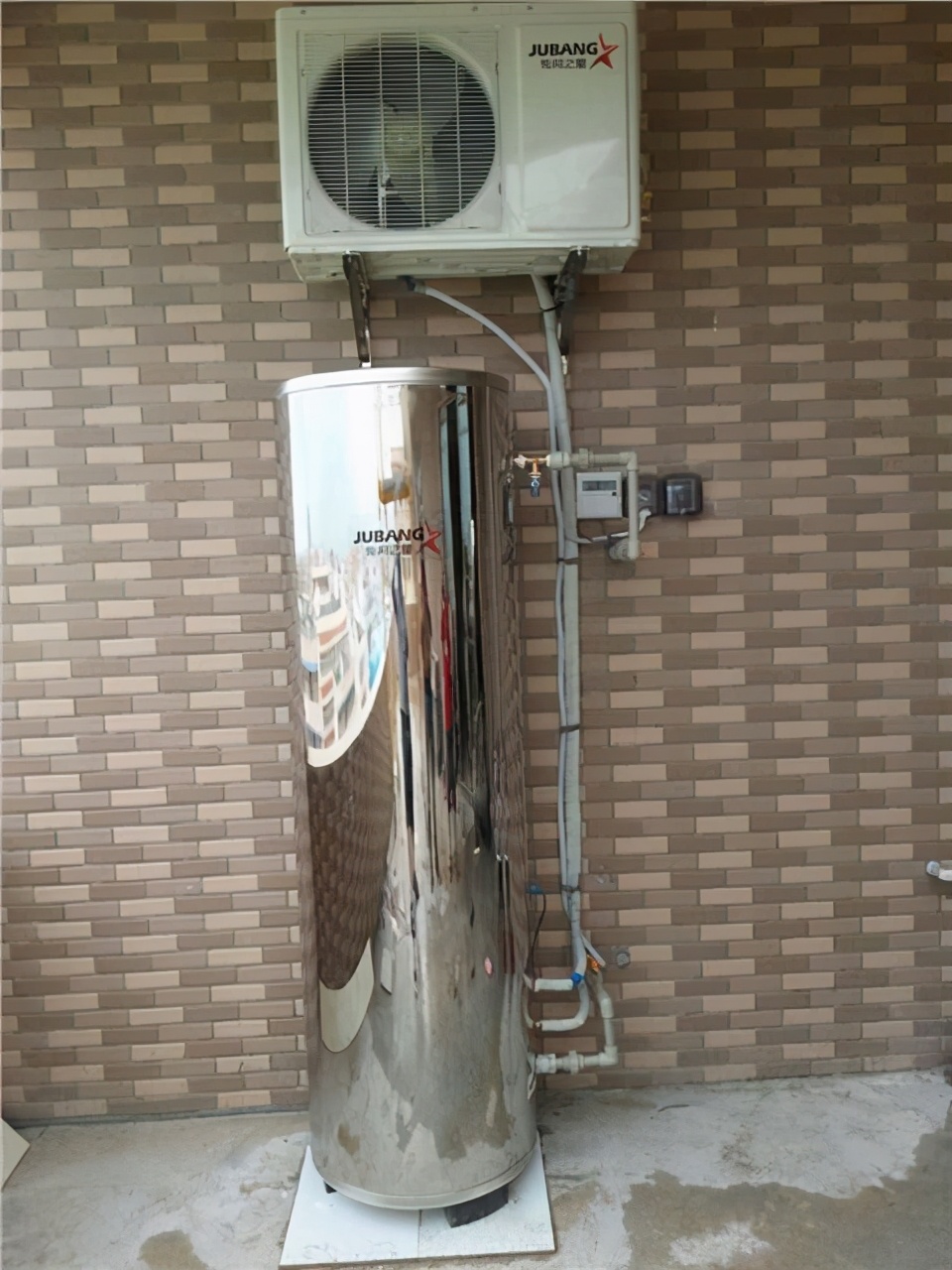 孙女洗澡健康困扰,一台空气能帮你解决,洗得开心,用得放心