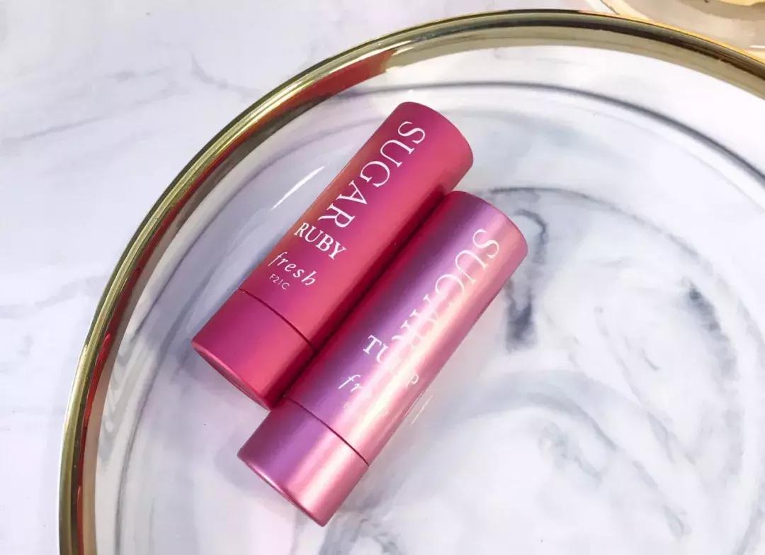 高圆圆40岁生孩子了吗,高圆圆40岁才生女儿