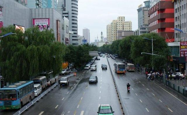 西宁这座城市繁华吗,西宁是怎样一座城
