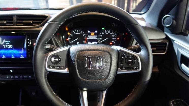 国内本田brv2022新款五座有四驱吗,2023款本田br-v七座版