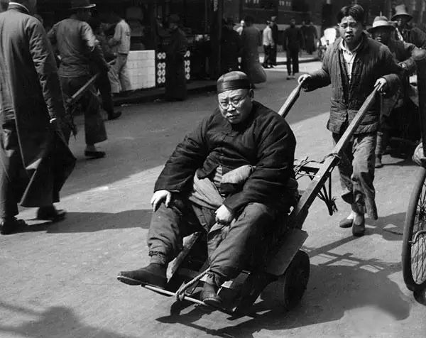 泪崩!1年1张,百年上海,老底子上海人都看哭了!