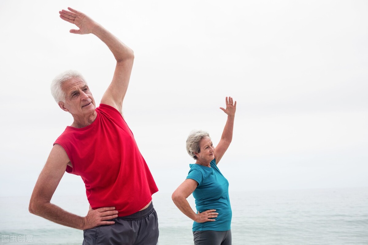 年龄大了为什么不建议跑步运动,50岁中年人跑步锻炼该注意什么