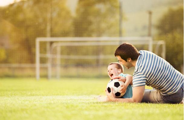 孩子羡慕别人时，父母的回应影响孩子格局，聪明的父母都这样作答